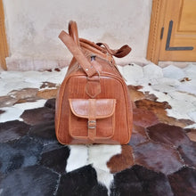 Load image into Gallery viewer, Handmade Leather Travel Bag

